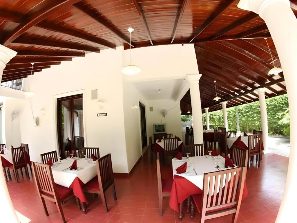 The Mgs Hotel Elpitiya  Exterior foto