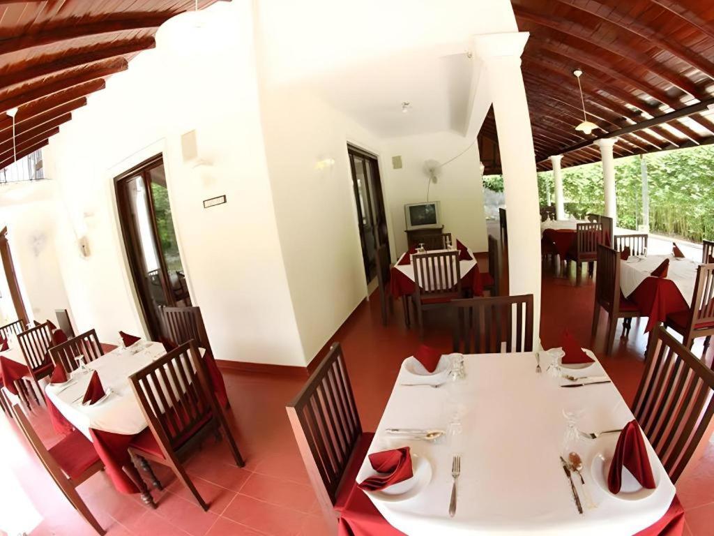 The Mgs Hotel Elpitiya  Exterior foto
